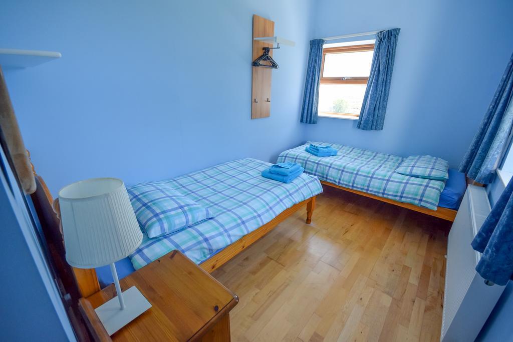 Katie'S Cottage Achill Sound Esterno foto