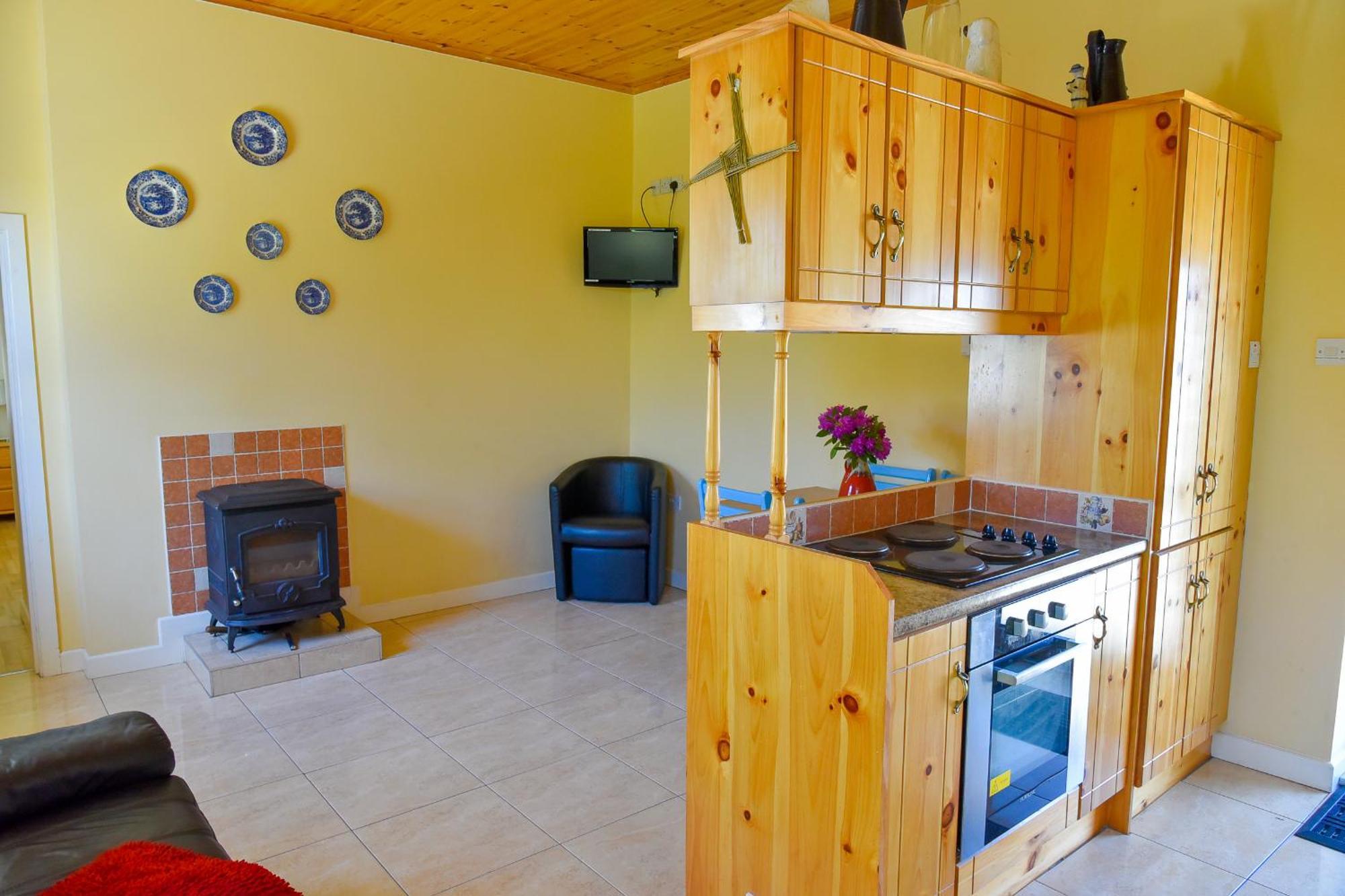 Katie'S Cottage Achill Sound Esterno foto